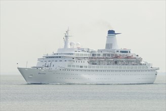 Cruise ship Discovery sailing on 18.07.2009 off Cuxhaven IMO number : 7108514 Name of vessel :