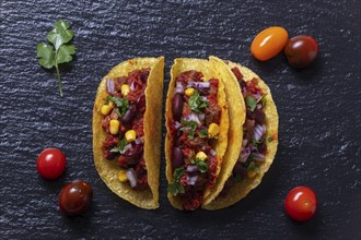 Tacos auf Schiefer