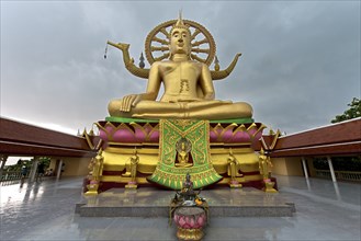 Buddha statue, Great Buddha Temple, Wat Phra Yai, on Ko Phan, Koh Samui, Thailand, Asia