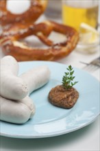 Bavarian veal sausage with mustard