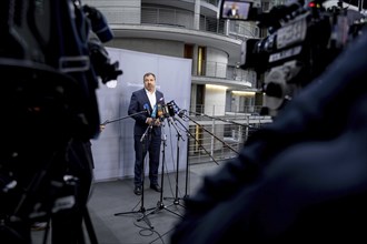 Florian cock, Member of the German Bundestag (CDU/CSU), recorded as part of a press statement at