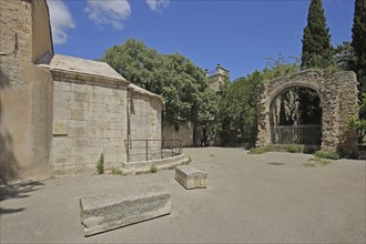 Chapelle St-Jean de Moustiers with historic archway, historic, Saint, chapel, Place St-Blaise,