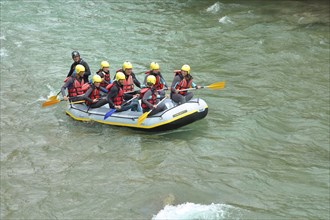 Rafting group in inflatable raft, Verdon, Castellane, Provençal Alps, Western Alps, Alps, Route