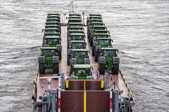 Rhine Ro-ro Service BV, vehicle freighter Dynamica, transports straight tractors, tractors, cargo