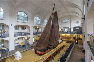 Museum of German Inland Navigation, in the former Ruhrort indoor swimming pool, in Duisburg, cargo