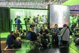 Gamescom, the world's largest trade fair for video and computer games, queue in front of the stands