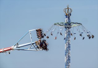 The Rhine Fair in Düsseldorf, in the Rhine meadows in the Oberkassel district, on the Rhine, North