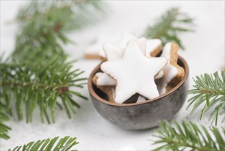 Cinnamon stars, traditional german christmas cookies, gingerbread, empty copy space