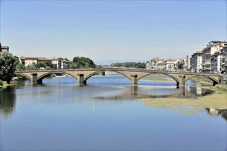 River Arno with Ponte S. Trinita, Florence, Tuscany, Italy, Europe, A wide bridge over a quiet