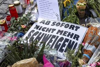 Mannheim: Laying of flowers and sympathy at Marktplatz, the site of the fatal knife attack on a