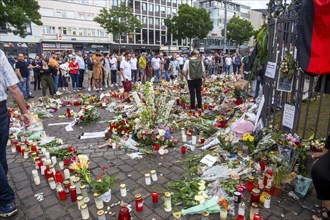 Mannheim: Laying of flowers and sympathy at Marktplatz, the site of the fatal knife attack on a