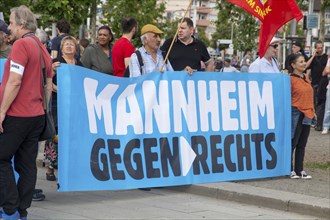 For democracy and diversity: rally organised by DGB Nordbaden and democratic parties, religious