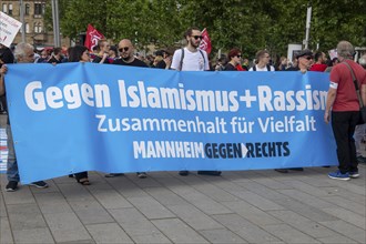 For democracy and diversity: rally organised by DGB Nordbaden and democratic parties, religious