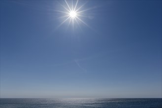 Bagenkop Klinten, Dovne Kliff, backlit view over the sea, sun, Langeland Island, Funen, Danish