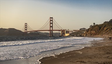 Golden Gate Bridge in San Francisco (California, USA) at Sunset