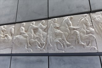 Scene with horsemen from the Parthenon frieze, reconstruction, Acropolis Museum, architect Bernard