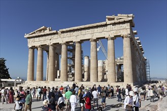 Parthenon Temple, in front of it many tourists, Acropolis, Athens, Greece, Europe