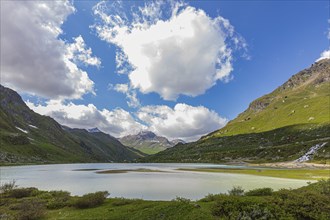 Glacial lake below the Moiry glacier, near Grimentz, Val d'Anniviers, Valais Alps, Canton Valais,