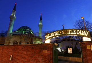 Berlin, 02.12.2009, Sehitlik Mosque in Berlin Neukölln. The mosque stands on the site of the