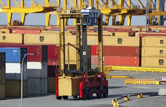 Bremerhaven, 29.09.2010, Van Carrier transports containers at the Eurogate container terminal,