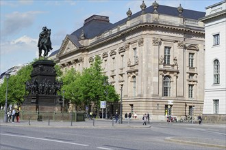 Frederick the Great equestrian statue, Unter den Linden, Berlin, Germany, Europe