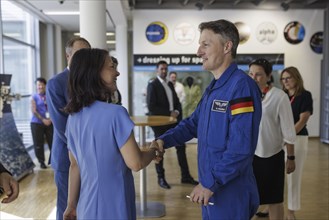 Annalena Bärbock (Alliance 90/The Greens), Federal Foreign Minister, and Matthias Maurer, German