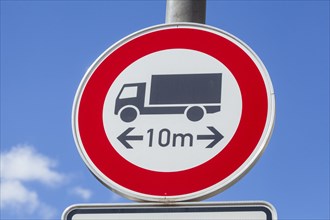 Traffic sign Passage prohibited for lorries over 10 metres long, Germany, Europe