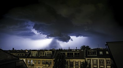 Weather lights, thunderstorm over Berlin, 07.08.2024