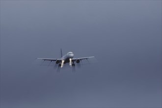 An aircraft on approach, photographed at Berlin Brandenburg Airport 'Willy Brandt'Äô (BER) in