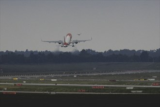 An easyjet aircraft takes off from Berlin Brandenburg Airport 'Willy Brandt'Äô (BER) in Schönefeld,