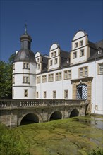 Neuhaus Castle, moated castle, Weser Renaissance, Paderborn, Westphalia, North Rhine-Westphalia,