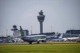 Transavia Boeing 737-800, aircraft landing at Amsterdam Schiphol Airport, Buitenveldertbaan, 09/27,