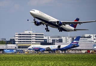 Delta Air Lines Airbus A330-323, aircraft taking off at Amsterdam Schiphol Airport, Kaagbaan,