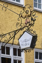 Nose sign, Gasthaus Mohren, Isny, Baden-Württemberg, Germany, Europe