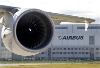 Hamburg, 30 October 2009 - A 380 Airbus engine, Airbus plant Hamburg, Hamburg, Germany, Europe