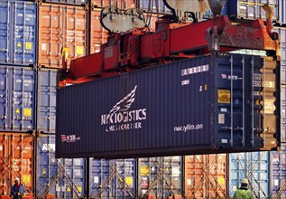 Hamburg, 19.10.2009, Container in the Port of Hamburg, Hamburg, Germany, Europe