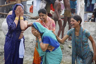 Allahabad, India, 20.01.2010, Hindus gather for the Magh Mela in Allahabad to take a holy dip at