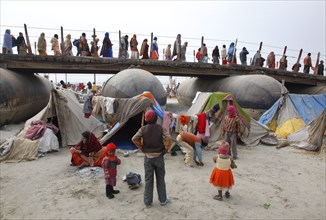 Allahabad, India, 20.01.2010, Hindus gather for the Magh Mela in Allahabad to take a holy dip at