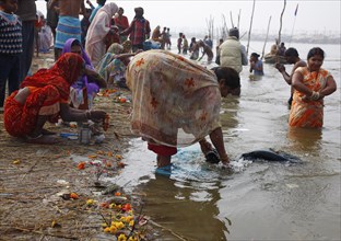 Allahabad, India, 20.01.2010, Hindus gather for the Magh Mela in Allahabad to take a holy dip at