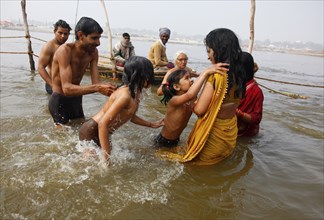 Allahabad, India, 20.01.2010, Hindus gather for the Magh Mela in Allahabad to take a holy dip at