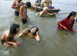 Allahabad, India, 20.01.2010, Hindus gather for the Magh Mela in Allahabad to take a holy dip at