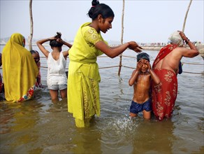 Allahabad, India, 20.01.2010, Hindus gather for the Magh Mela in Allahabad to take a holy dip at