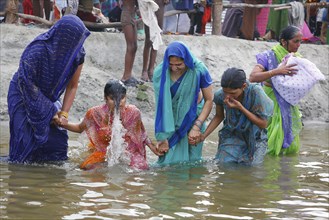 Allahabad, India, 20.01.2010, Hindus gather for the Magh Mela in Allahabad to take a holy dip at