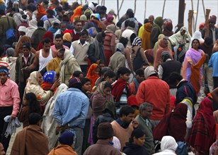 Allahabad, India, 20.01.2010, Hindus gather for the Magh Mela in Allahabad to take a holy dip at