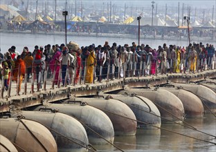 Allahabad, India, 20.01.2010, Hindus gather for the Magh Mela in Allahabad to take a holy dip at