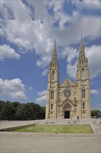 Neo-Gothic St-Baudile church built in 1877, water basin, Nîmes, Gard, Provence, France, Europe