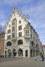 Historic building with oriel and decorations, tail gable, harbour bath, Münsterplatz, Ulm,