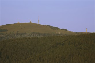 View from Schauinsland to Feldberg 1493m, landscape, forest, summit, transmitter mast, antenna,