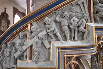 Relief on the pulpit of Jesus' Way of the Cross with the two thieves, Heilig-Kreuz-Münster,