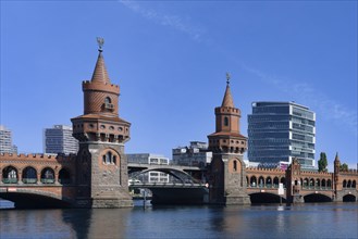 Double deck Oberbaum bridge over the Spree river, Berlin, Germany, Europe